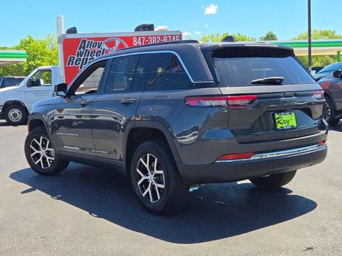 Certified 2025 Jeep Grand Cherokee Limited AWD/4WD image 19