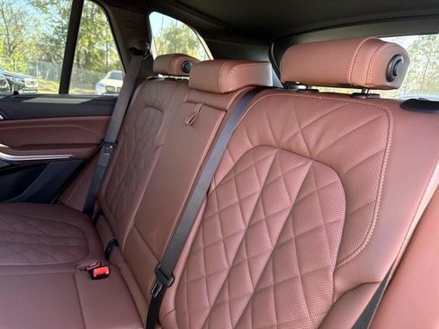 New 2026 BMW X5 sDrive40i image 15