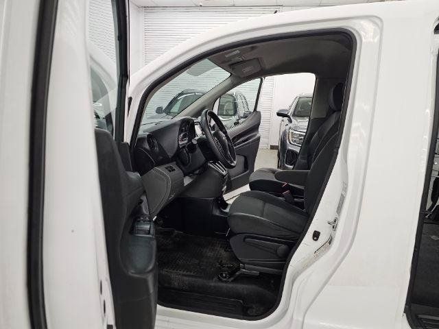 Used 2018 Chevrolet City Express LT FWD image 27