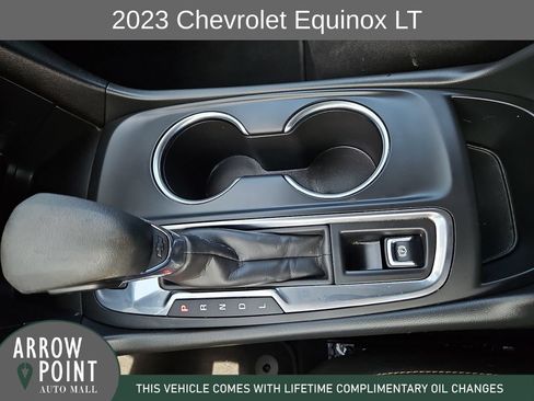 Used 2023 Chevrolet Equinox LT AWD/4WD image 28