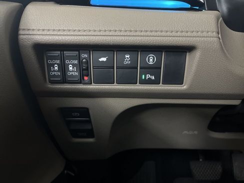 Used 2024 Honda Odyssey Elite image 53