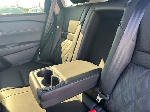 New 2026 Nissan Rogue Platinum w/ Platinum Premium Package image 26