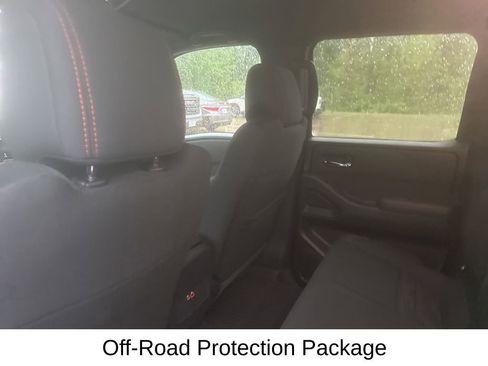 Used 2023 Nissan Frontier PRO-4X w/ Tow Package AWD/4WD image 12