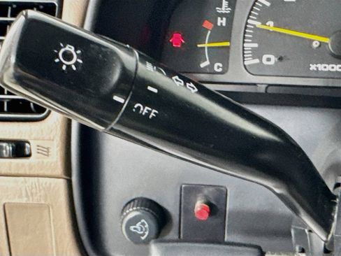 Used 1997 Toyota 4Runner SR5 RWD image 12