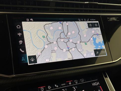 Used 2026 Audi RS Q8 performance image 28