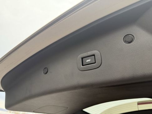 Used 2023 INFINITI QX80 Sensory w/ Cargo Package image 23