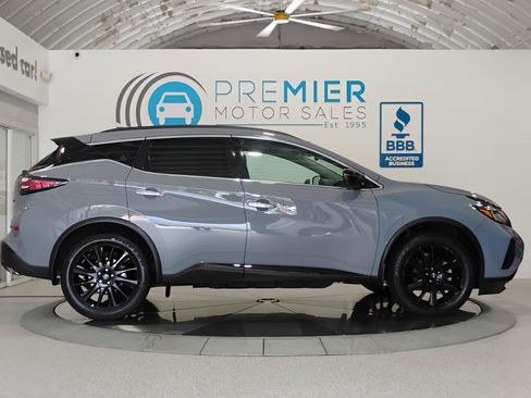 Used 2023 Nissan Murano SV w/ SV Midnight Edition Package FWD image 24