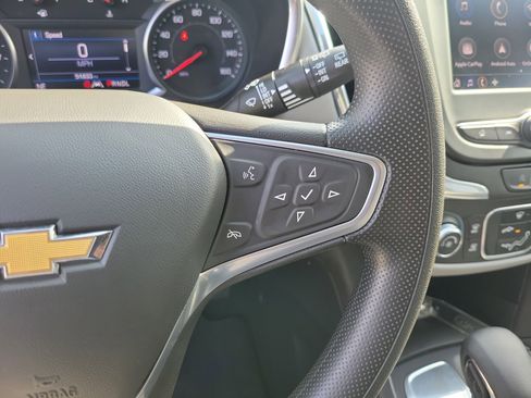 Used 2023 Chevrolet Equinox LS w/ LS Convenience Package FWD image 8