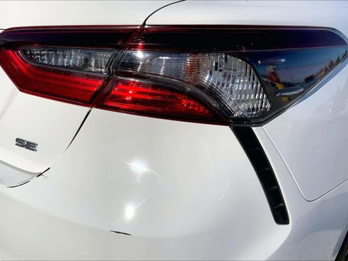 Used 2023 Toyota Camry SE image 29