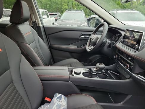 New 2026 Nissan Rogue SV w/ Rock Creek Premium Package AWD/4WD image 33