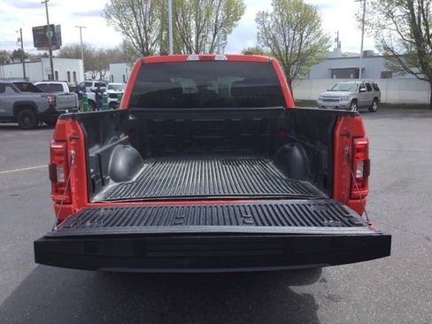 Used 2021 Ford F150 XLT image 6