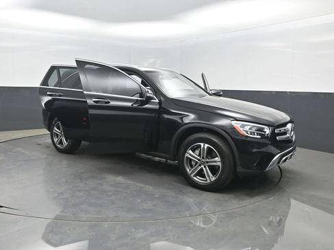 Used 2022 Mercedes-Benz GLC 300 image 39
