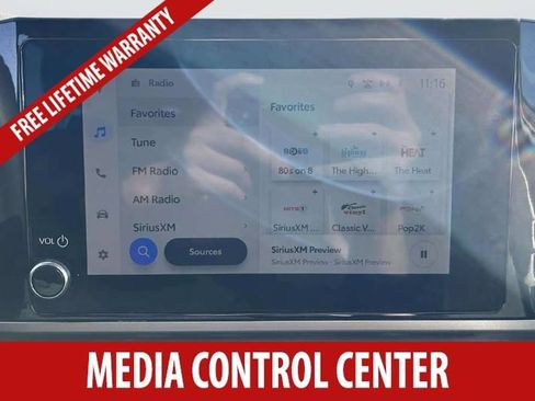 Used 2025 Toyota Camry SE FWD image 7