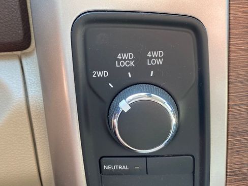 Used 2017 RAM 2500 Laramie image 31