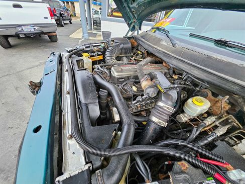 Used 1998 Dodge Ram 2500 Truck 4x4 Club Cab image 22
