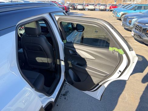 New 2026 Chevrolet TrailBlazer RS w/ Convenience Package image 26