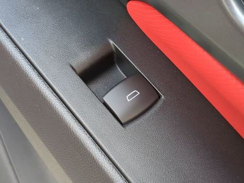 New 2026 Chevrolet Equinox EV RS image 39