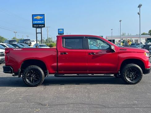 Used 2024 Chevrolet Silverado 1500 LT Trail Boss w/ LPO, Dark Essentials Package AWD/4WD image 37