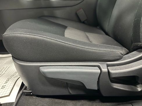 Used 2025 Nissan Sentra SV image 12