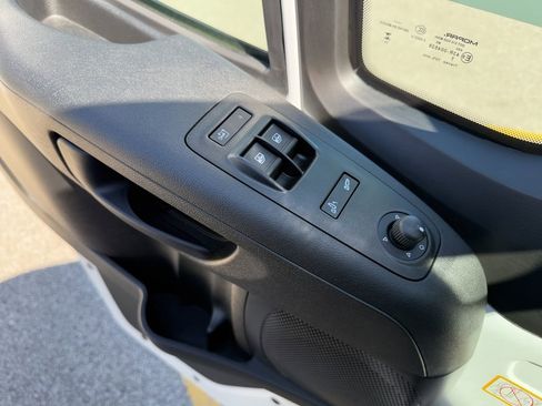 New 2026 RAM ProMaster 3500 w/ Quick Order Package 22G SLT image 24