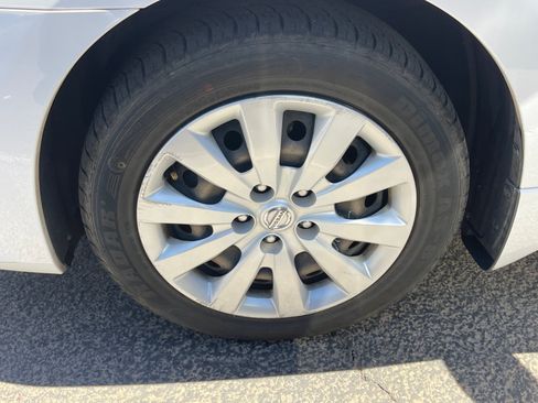 Used 2019 Nissan Sentra S FWD image 12