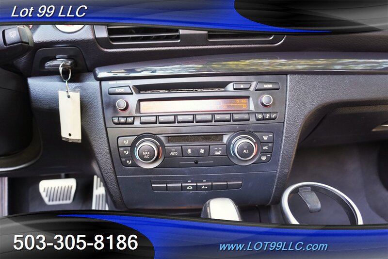 Used 2013 BMW 128i Convertible RWD image 19