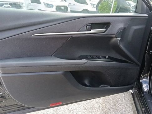 Used 2025 Toyota Camry LE FWD image 11