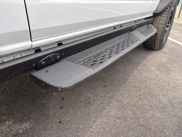 Used 2026 Ford Bronco Badlands AWD/4WD image 14