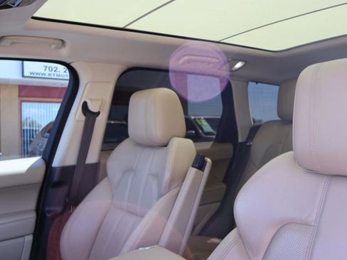 Used 2016 Land Rover Range Rover Sport SE AWD/4WD image 19