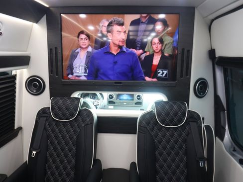 New 2023 Mercedes-Benz Sprinter 3500 image 9