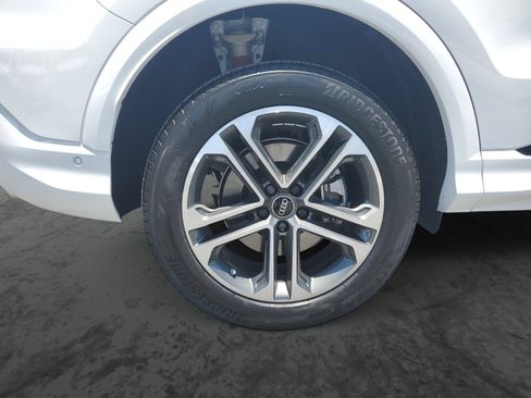 New 2026 Audi Q5 Premium AWD/4WD image 5