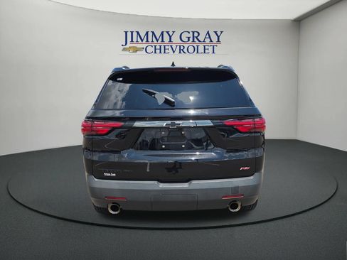 Used 2023 Chevrolet Traverse RS AWD/4WD image 4