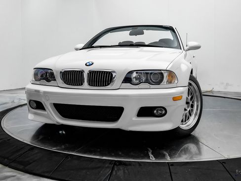 Used 2006 BMW M3 Convertible image 4