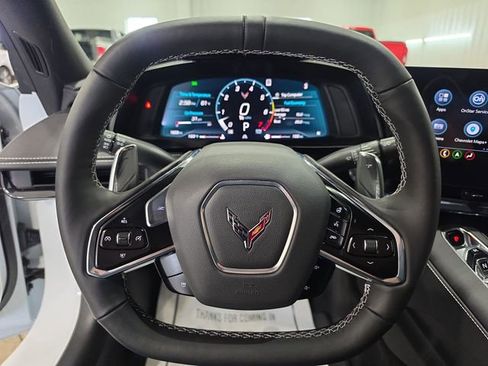 Used 2023 Chevrolet Corvette Stingray Preferred Cpe w/ Z51 Performance Package RWD image 17