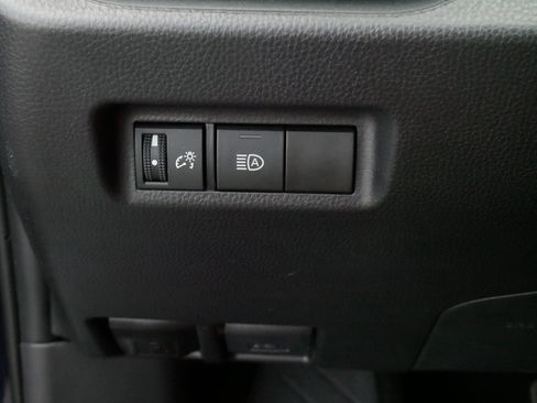 Certified 2025 Toyota RAV4 XLE AWD/4WD image 27
