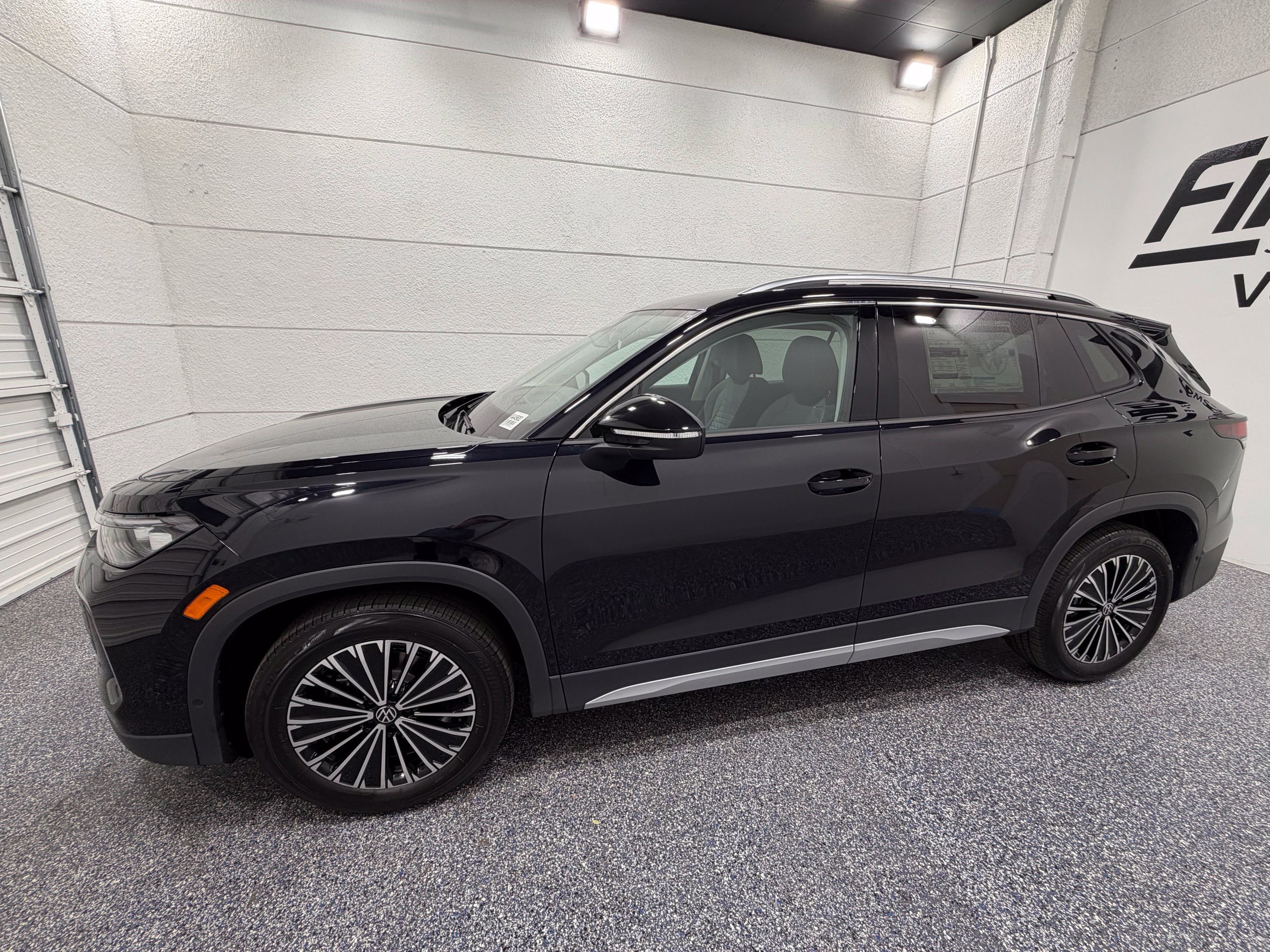 New 2026 Volkswagen Tiguan S FWD image 2