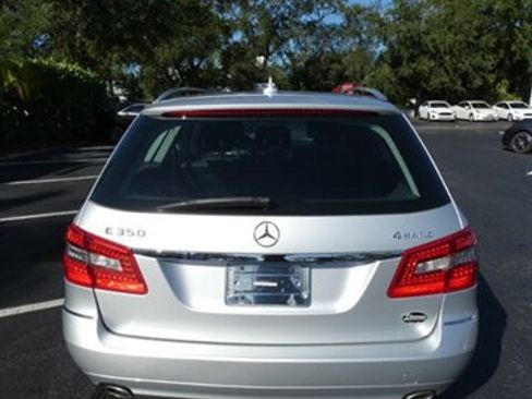 Used 2013 Mercedes-Benz E 350 4MATIC Wagon image 12