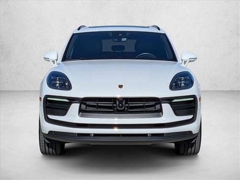 Used 2025 Porsche Macan Turbo image 6