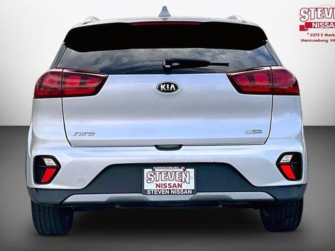 Used 2020 Kia Niro LXS image 5