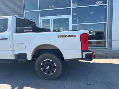 Used 2024 Ford F250 XLT w/ Tremor Off-Road Package AWD/4WD image 2