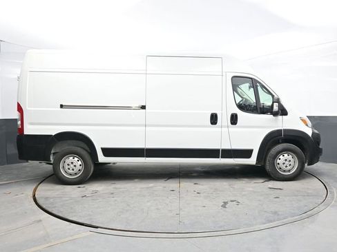 Used 2023 RAM ProMaster 2500 image 8