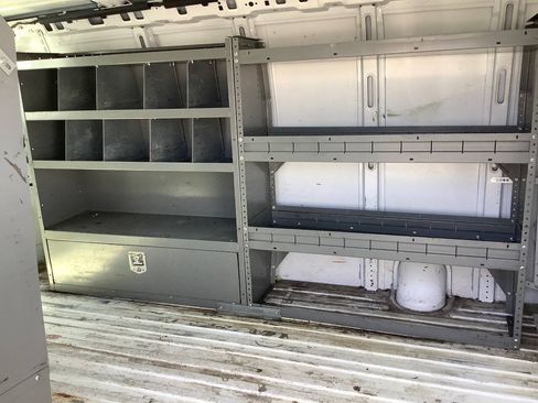 Used 2012 GMC Savana 2500 RWD image 32