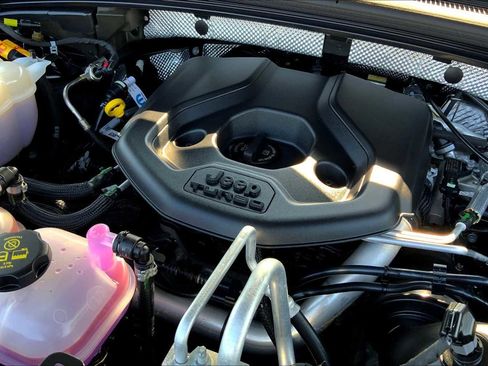 Used 2022 Jeep Grand Cherokee Overland image 51