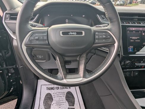 Certified 2022 Jeep Grand Cherokee Limited w/ Trailer Tow Prep Group (B) image 21