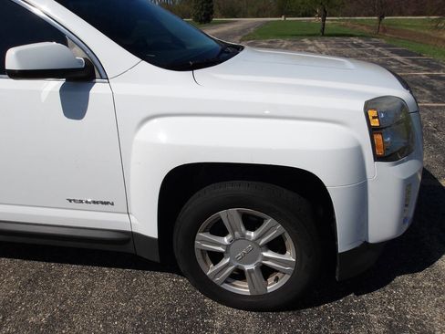 Used 2014 GMC Terrain SLT image 30