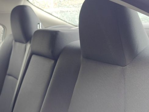 Used 2025 Toyota Corolla LE image 24