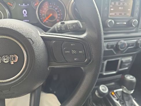 Used 2020 Jeep Wrangler Unlimited Sport AWD/4WD image 16