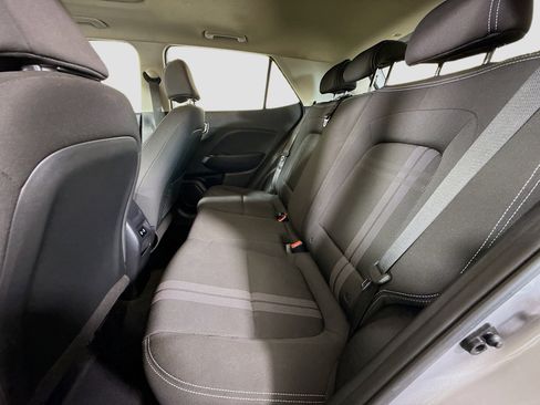 Used 2024 Hyundai Venue SEL image 23