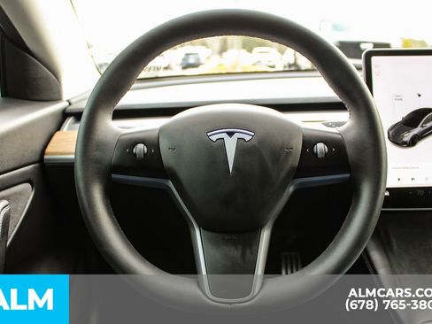 Used 2021 Tesla Model 3 Performance image 24