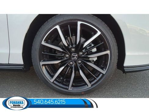 New 2025 Honda Accord Hybrid Touring image 11